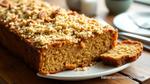 Bake Banana Bread with Delicious Streusel